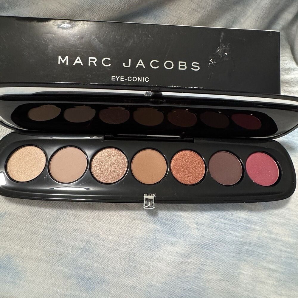 NIB Marc Jacobs Eye-Conic Eyeshadow Palette 740 Scandalust Discontinued HTF